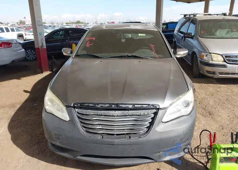 2012 Chrysler 200 Limited z USA, uszkodzony, nr VIN 1C3CCBCB1CN230008